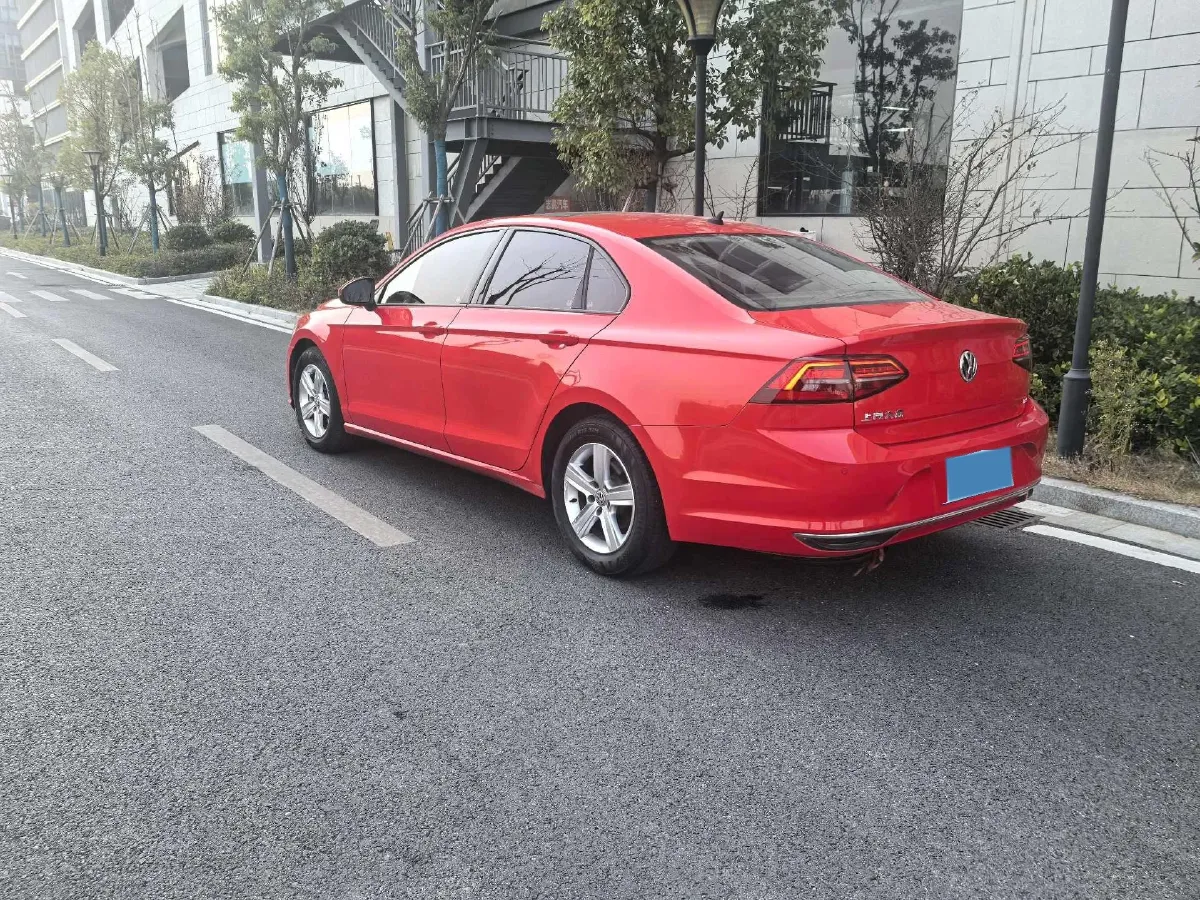 2019 Volkswagen T-Cross 1.4T 150HP L4 7DCT,autocango,china used car exporter,china ev exporter,chinese used car exporter,chinese used ev exporter