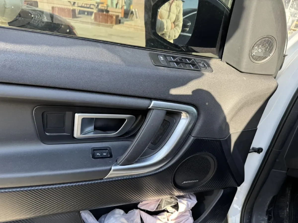 2019 Land Rover Discovery Sport 2.0T 241HP L4 9AT,autocango,china used car exporter,china ev exporter,chinese used car exporter,chinese used ev exporter