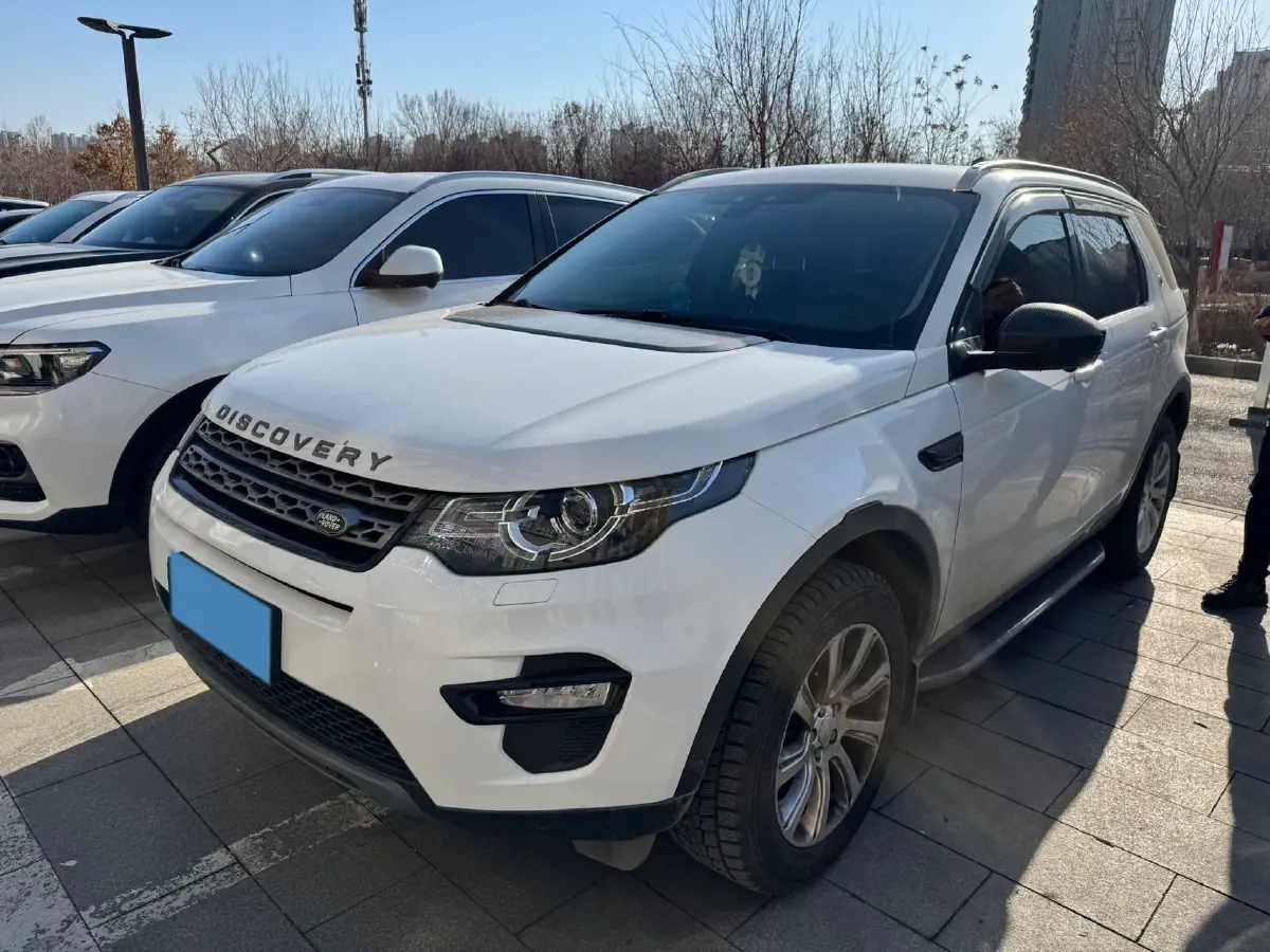 2019 Land Rover Discovery Sport 2.0T 241HP L4 9AT,autocango,china used car exporter,china ev exporter,chinese used car exporter,chinese used ev exporter