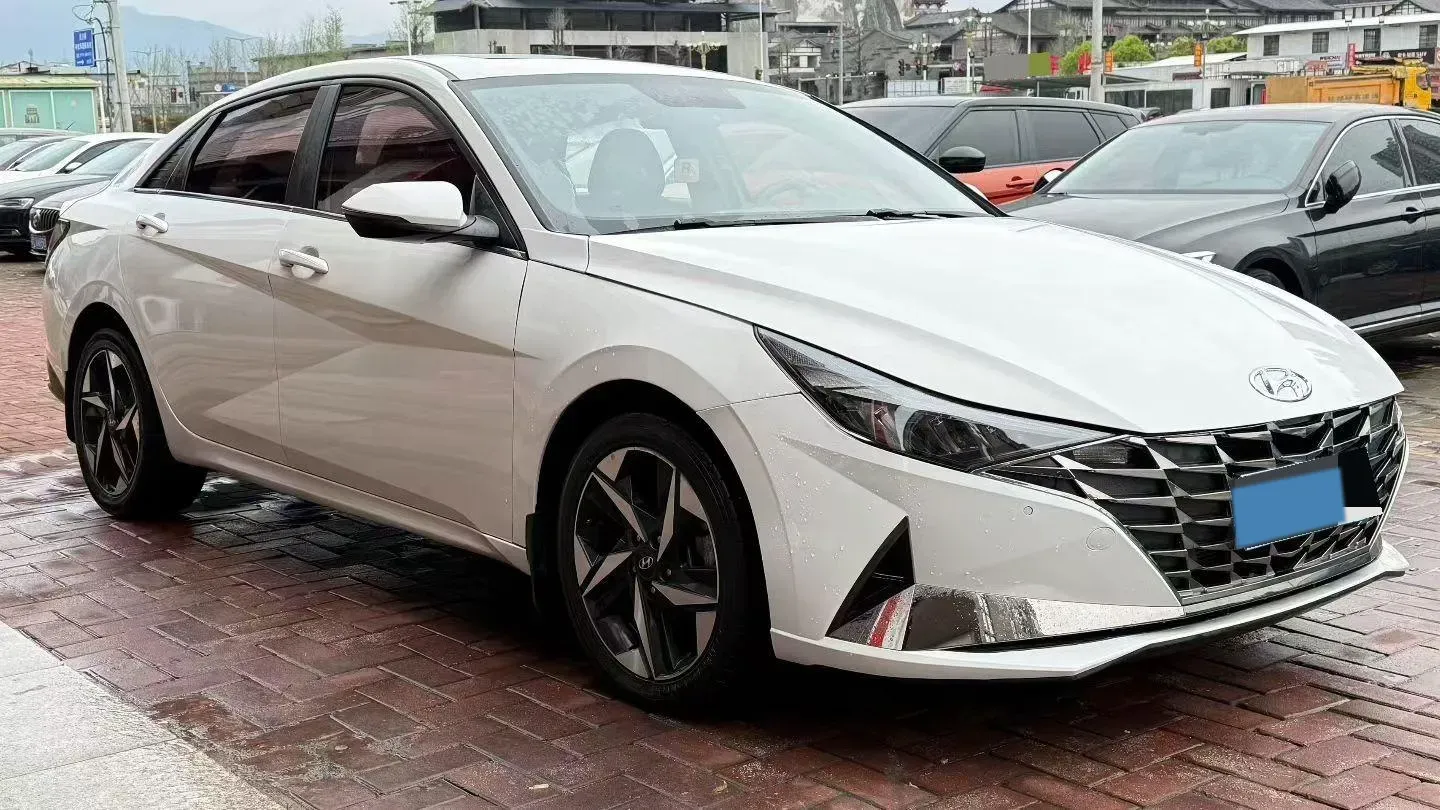 2021 Hyundai Elantra 1.5L 115HP L4 CVT,autocango,china used car exporter,china ev exporter,chinese used car exporter,chinese used ev exporter