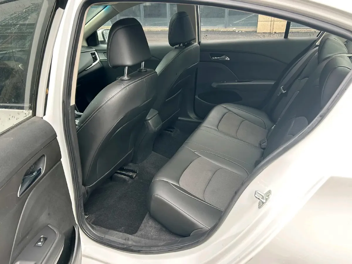 2019 Chevrolet Cavalier 1.5L 113HP L4 6AT,autocango,china used car exporter,china ev exporter,chinese used car exporter,chinese used ev exporter