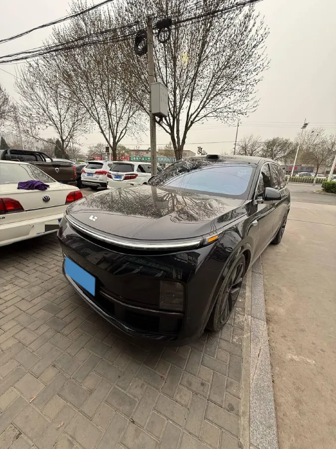 2022 Li L9 Range Extended 154HP REEV 42.6KWH,autocango,china used car exporter,china ev exporter,chinese used car exporter,chinese used ev exporter