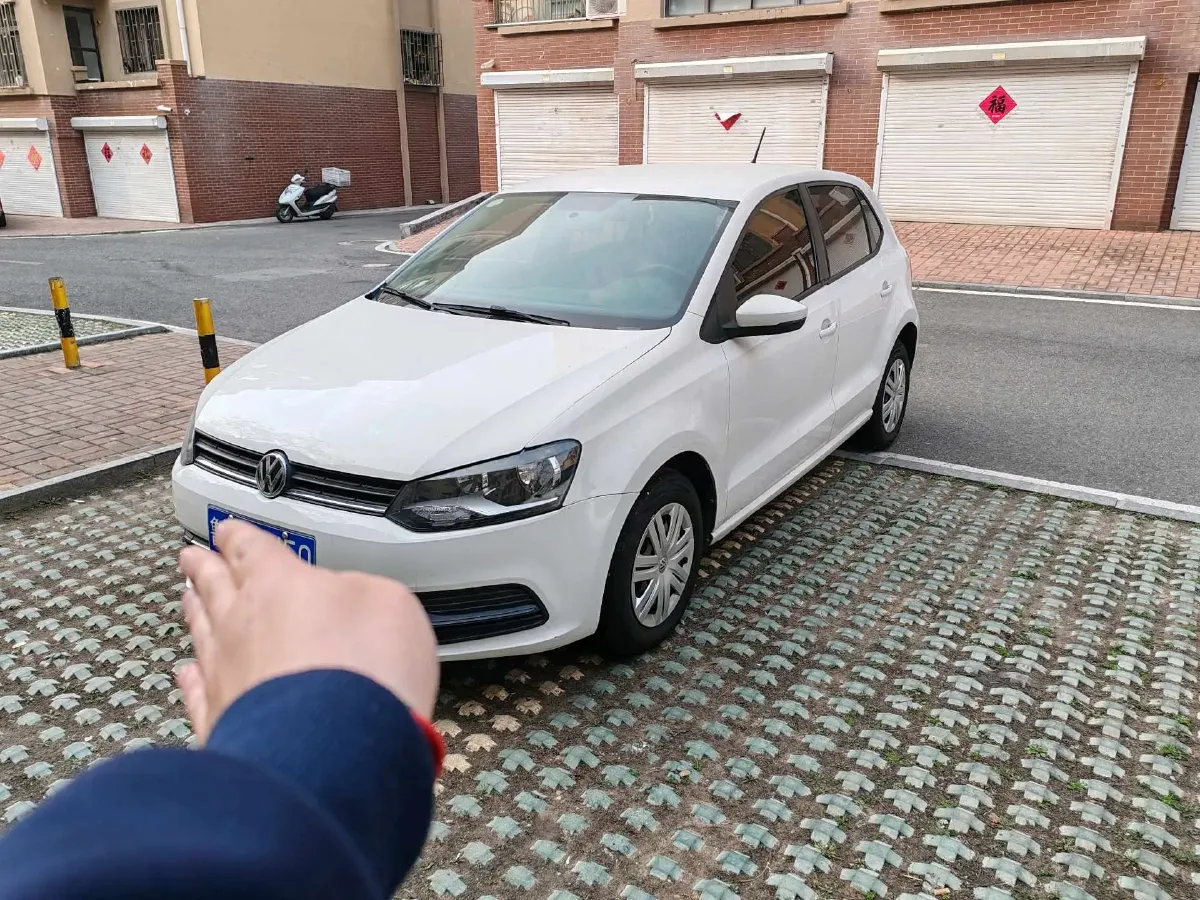 2016 Volkswagen Polo 1.4L 90HP L4 6AT,autocango,china used car exporter,china ev exporter,chinese used car exporter,chinese used ev exporter