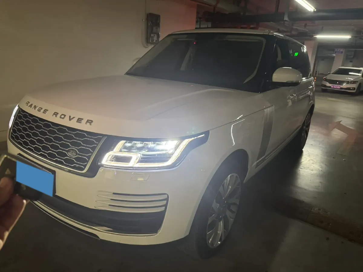 2021 Land Rover Range Rover 3.0T 400HP L6 8AT,autocango,china used car exporter,china ev exporter,chinese used car exporter,chinese used ev exporter