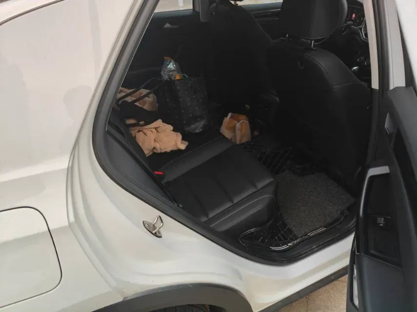 2022 Volkswagen T-Roc 1.4T 150HP L4 7DCT,autocango,china used car exporter,china ev exporter,chinese used car exporter,chinese used ev exporter