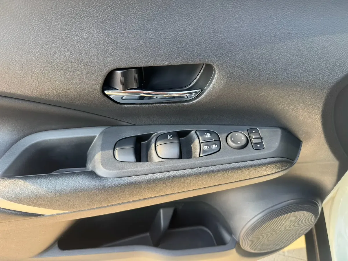 2022 Nissan Kicks 1.5L 122HP L4 CVT,autocango,china used car exporter,china ev exporter,chinese used car exporter,chinese used ev exporter