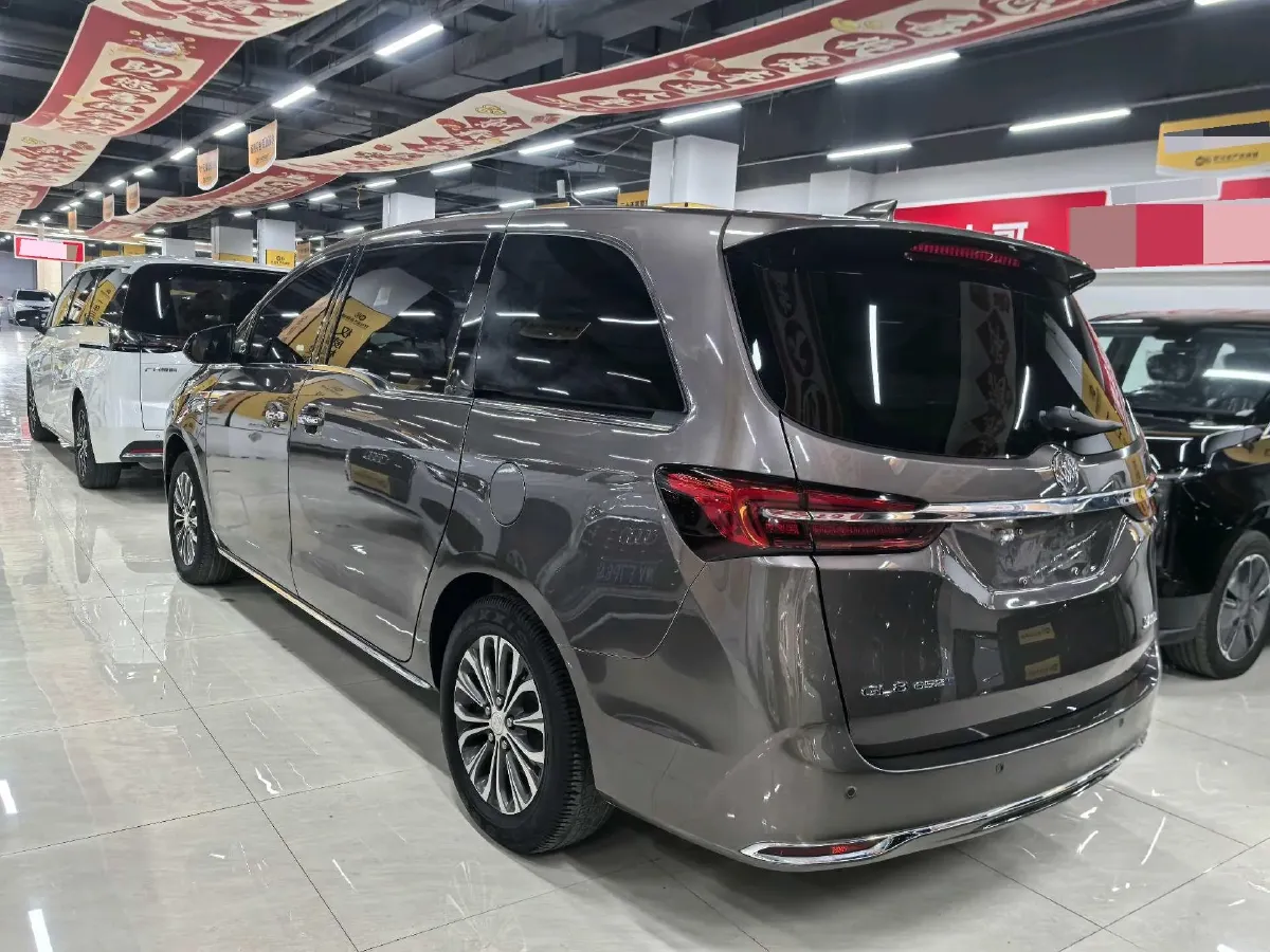 2023 Buick GL8 2.0T 237HP L4 9AT,autocango,china used car exporter,china ev exporter,chinese used car exporter,chinese used ev exporter