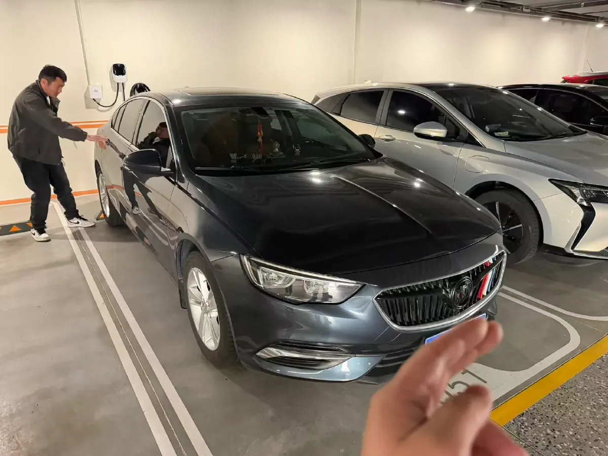 2020 Buick Regal 1.5T 169HP L4 9AT,autocango,china used car exporter,china ev exporter,chinese used car exporter,chinese used ev exporter
