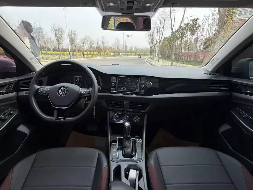 2020 Volkswagen Bora 1.5L 113HP L4 6AT,autocango,china used car exporter,china ev exporter,chinese used car exporter,chinese used ev exporter