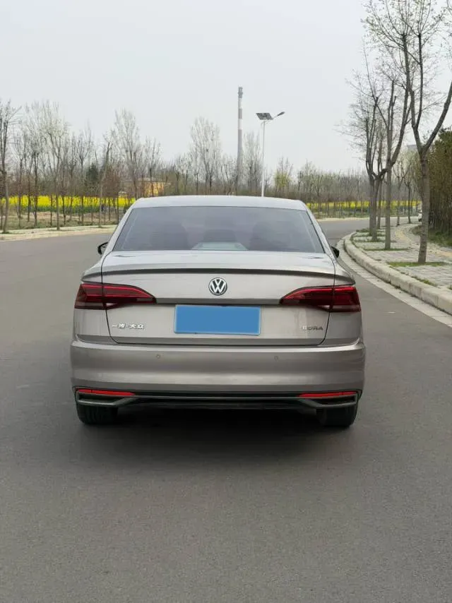 2020 Volkswagen Bora 1.5L 113HP L4 6AT,autocango,china used car exporter,china ev exporter,chinese used car exporter,chinese used ev exporter