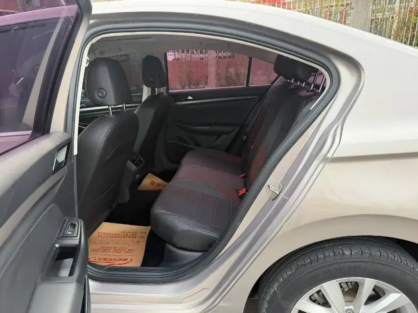 2020 Volkswagen Bora 1.5L 113HP L4 6AT,autocango,china used car exporter,china ev exporter,chinese used car exporter,chinese used ev exporter