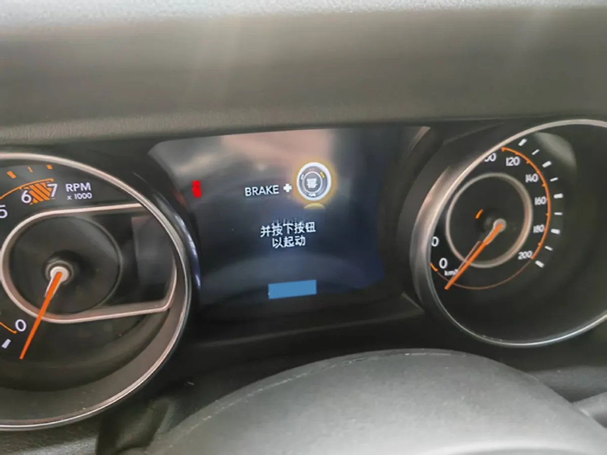 2021 Jeep Wrangler 2.0T 266HP L4 8AT,autocango,china used car exporter,china ev exporter,chinese used car exporter,chinese used ev exporter