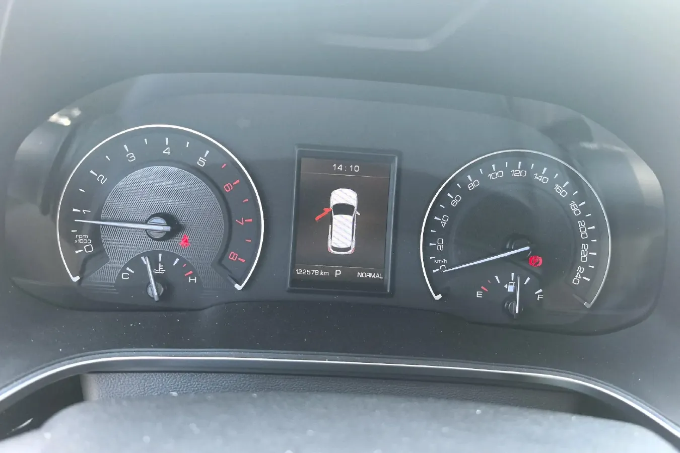 2017 WEY VV5 2.0T 197HP L4 7DCT,autocango,china used car exporter,china ev exporter,chinese used car exporter,chinese used ev exporter