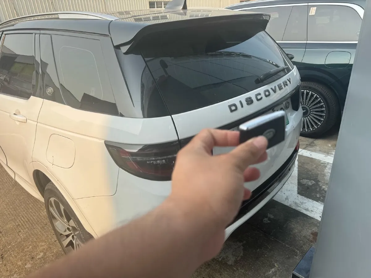 2023 Land Rover Discovery Sport 1.5T 200HP L3 8AT PHEV 15.5KWH,autocango,china used car exporter,china ev exporter,chinese used car exporter,chinese used ev exporter