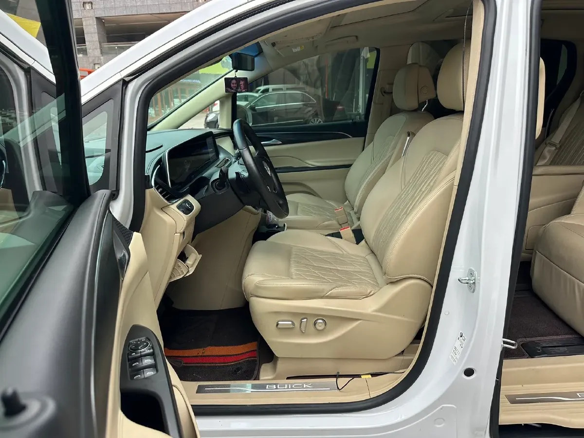 2023 Buick GL8 2.0T 237HP L4 9AT,autocango,china used car exporter,china ev exporter,chinese used car exporter,chinese used ev exporter