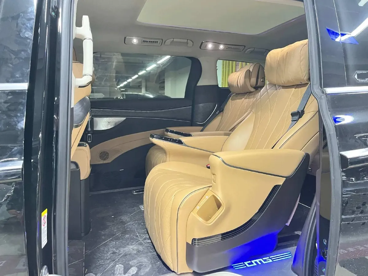 2024 Denza D9 1.5T 139HP L4 E-CVT PHEV 40KWH,autocango,china used car exporter,china ev exporter,chinese used car exporter,chinese used ev exporter