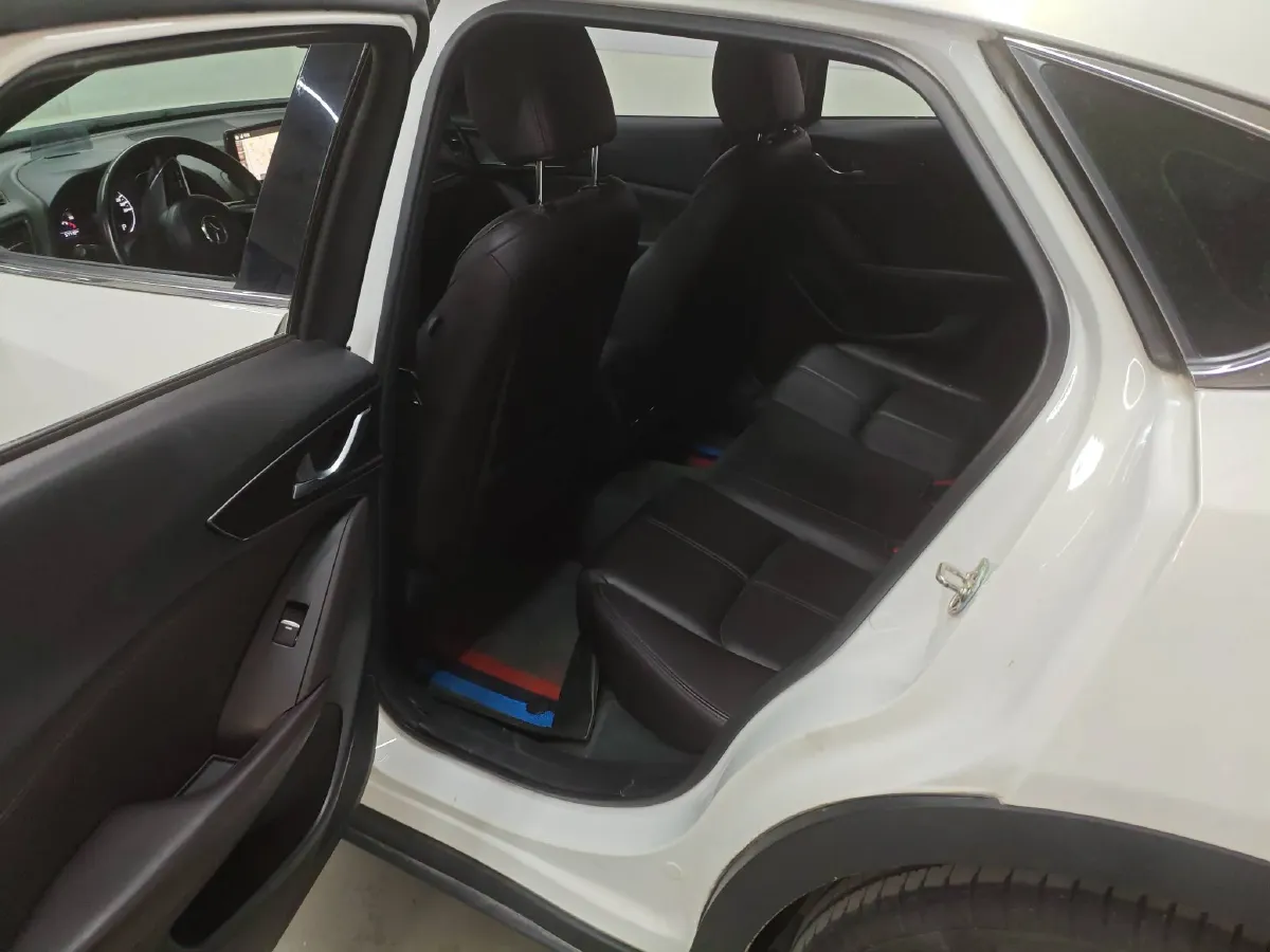 2020 Mazda CX-4 2.5L 192HP L4 6AT,autocango,china used car exporter,china ev exporter,chinese used car exporter,chinese used ev exporter