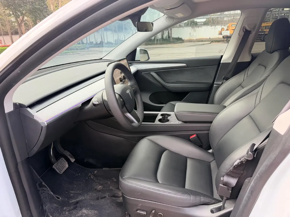 2024 Iveco OuSheng BEV 77.28KWH,autocango,china used car exporter,china ev exporter,chinese used car exporter,chinese used ev exporter