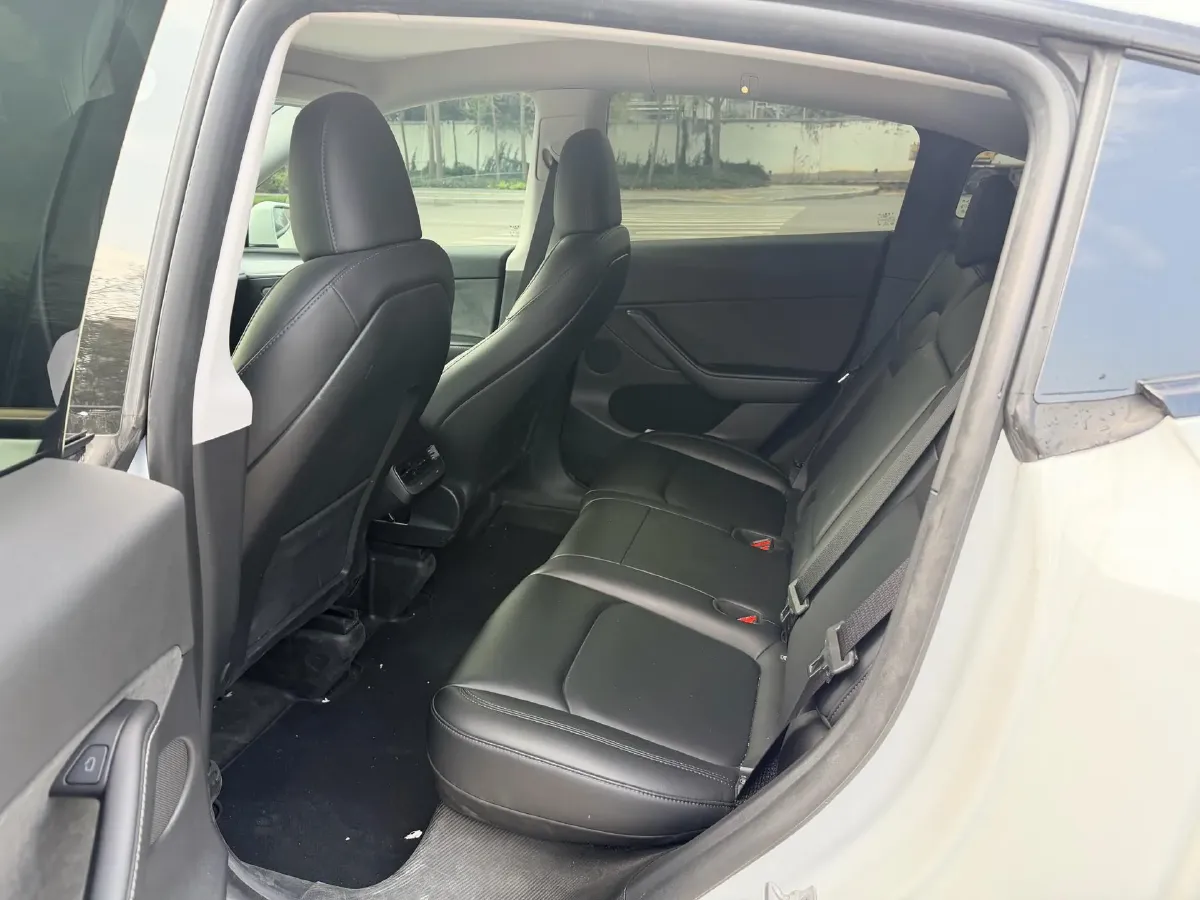 2024 Iveco OuSheng BEV 77.28KWH,autocango,china used car exporter,china ev exporter,chinese used car exporter,chinese used ev exporter