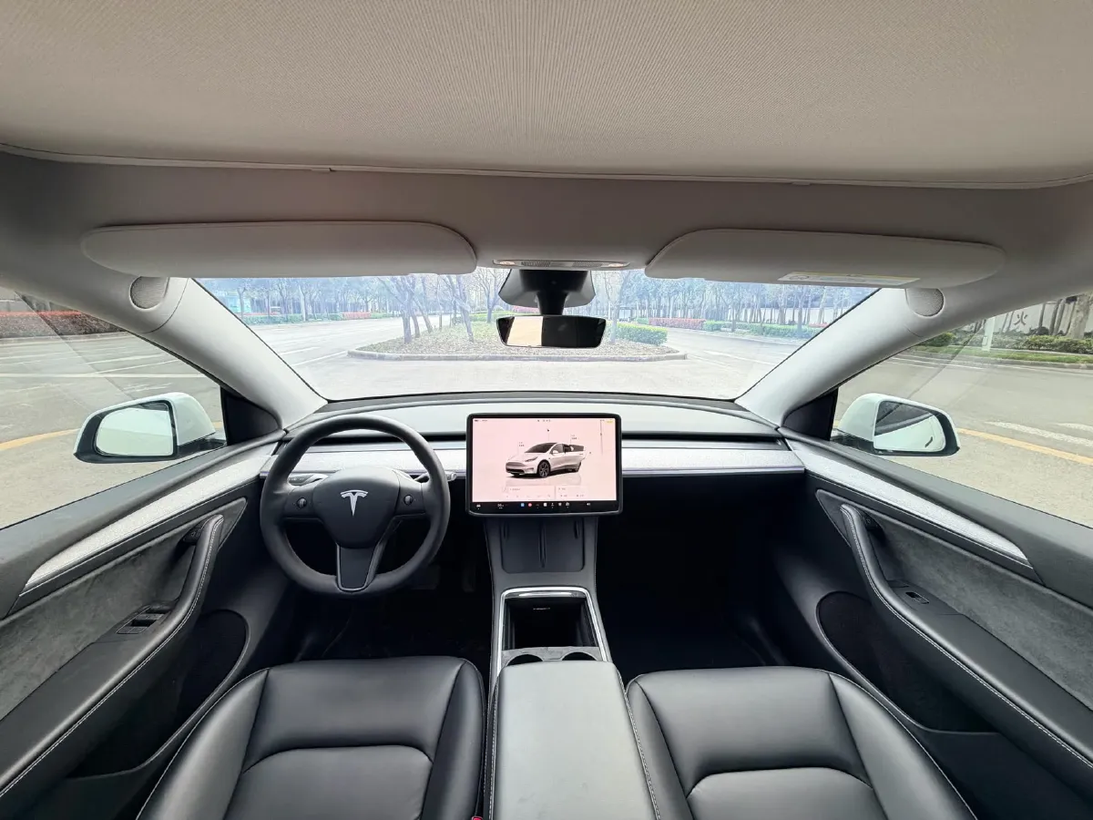 2024 Iveco OuSheng BEV 77.28KWH,autocango,china used car exporter,china ev exporter,chinese used car exporter,chinese used ev exporter