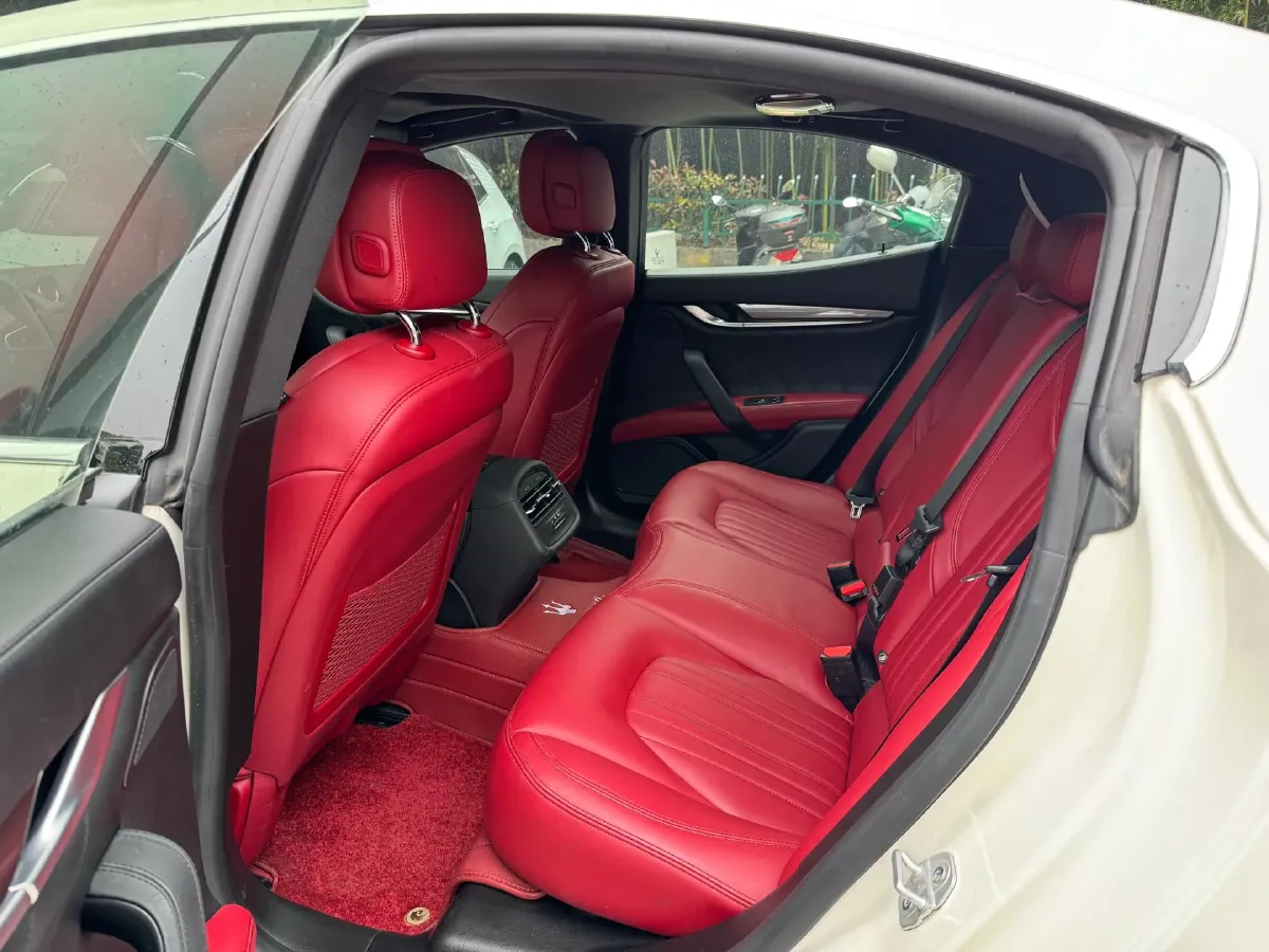 2019 Maserati Ghibli 3.0T 350HP V6 8AT,autocango,china used car exporter,china ev exporter,chinese used car exporter,chinese used ev exporter