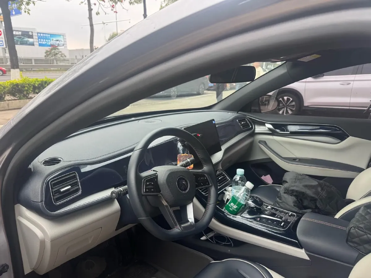 2021 Haval F7 1.5T 169HP L4 7DCT,autocango,china used car exporter,china ev exporter,chinese used car exporter,chinese used ev exporter