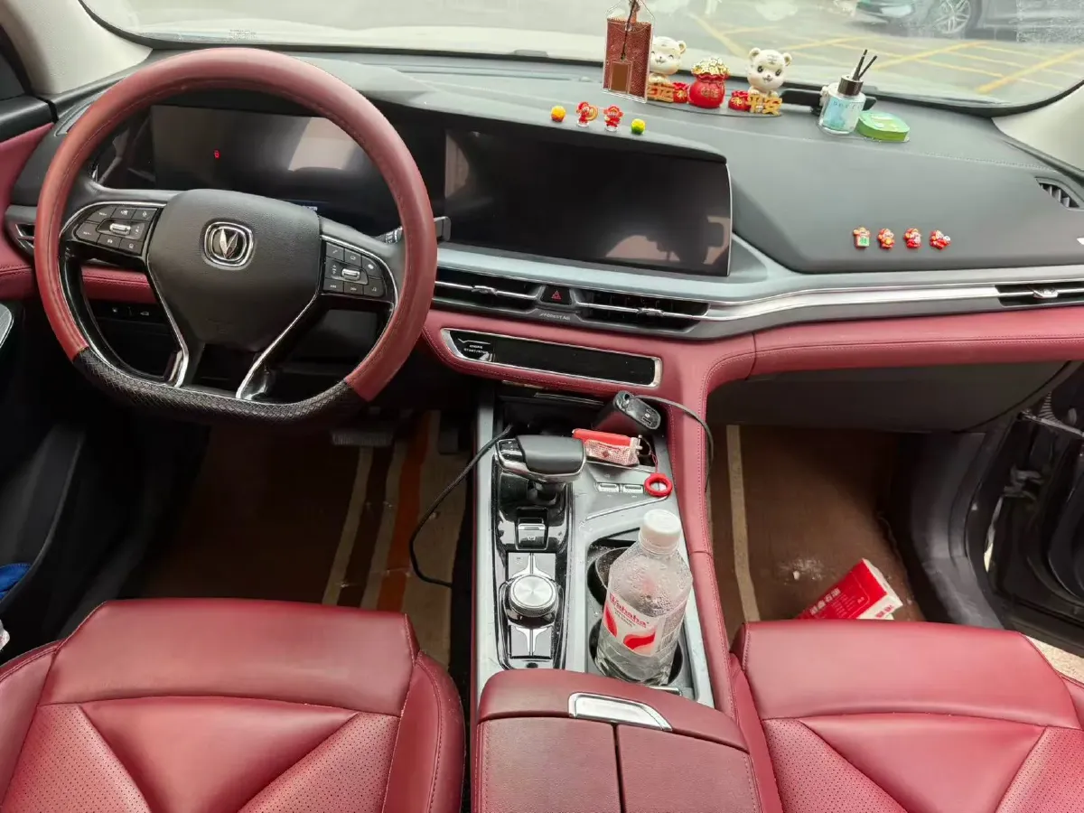 2022 ChangAn CS75 Plus 2.0T 233HP L4 8AT,autocango,china used car exporter,china ev exporter,chinese used car exporter,chinese used ev exporter