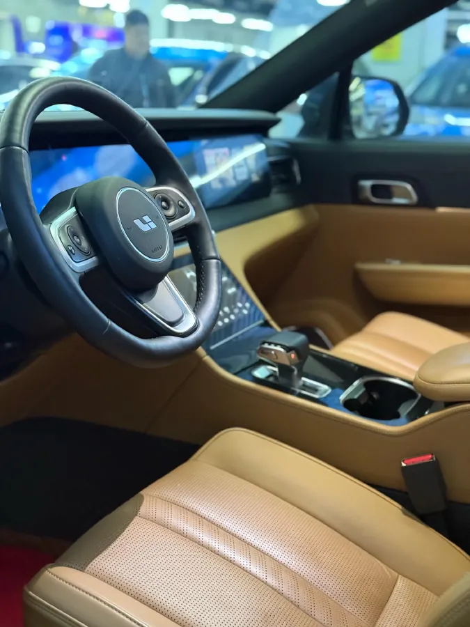 2020 Li ONE Range Extended 131HP REEV 40.5KWH,autocango,china used car exporter,china ev exporter,chinese used car exporter,chinese used ev exporter