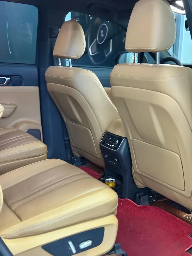 2020 Li ONE Range Extended 131HP REEV 40.5KWH,autocango,china used car exporter,china ev exporter,chinese used car exporter,chinese used ev exporter