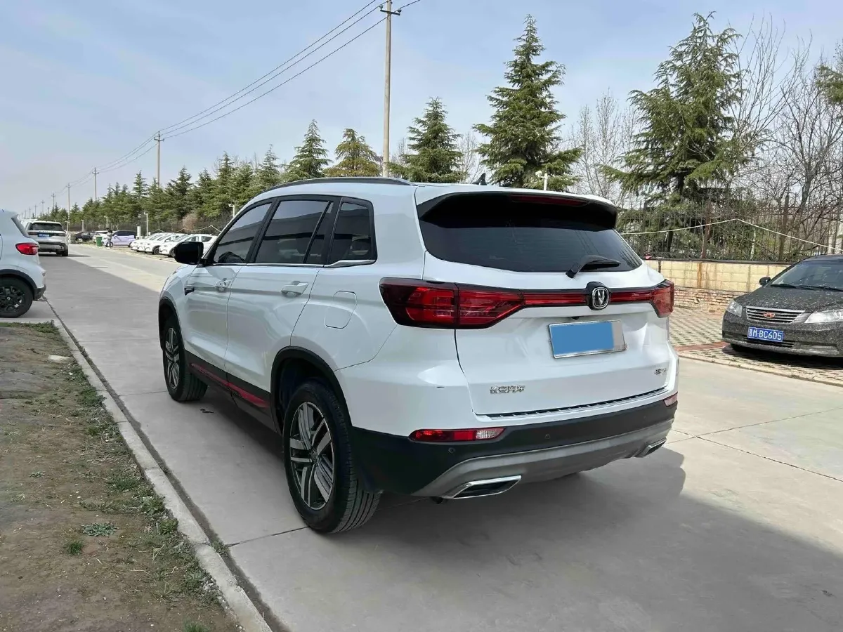2022 ChangAn CS75 1.5T 180HP L4 7DCT,autocango,china used car exporter,china ev exporter,chinese used car exporter,chinese used ev exporter