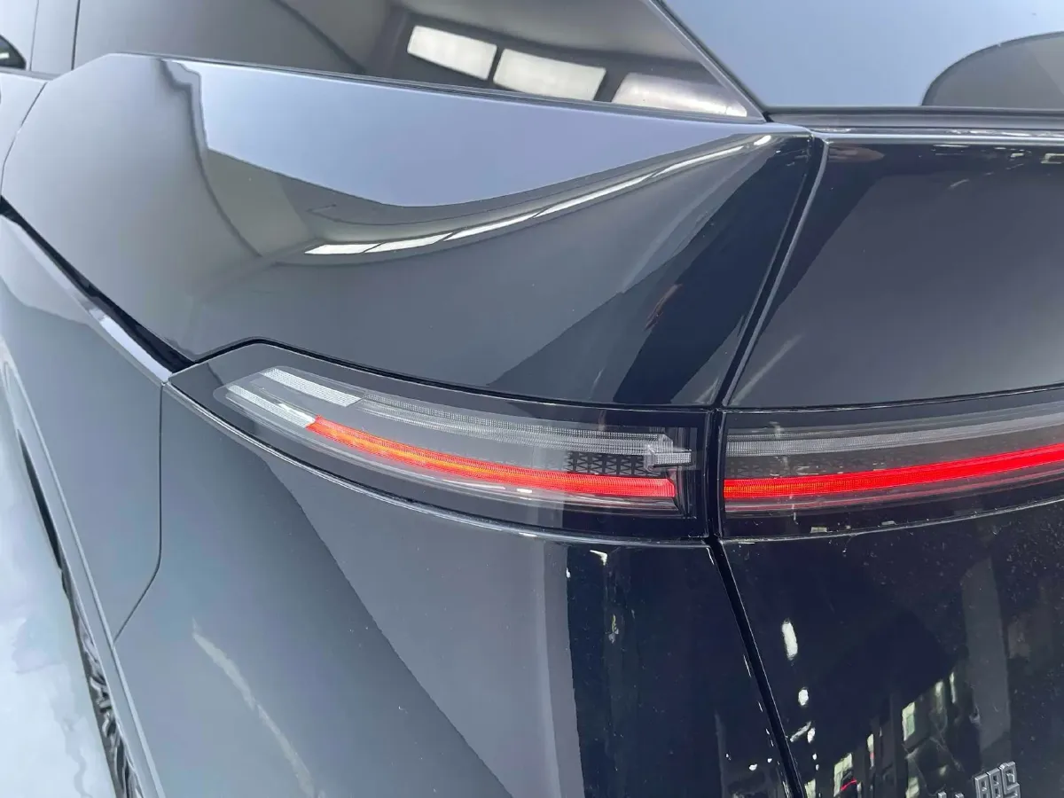 2025 Xpeng X9 BEV,autocango,china used car exporter,china ev exporter,chinese used car exporter,chinese used ev exporter