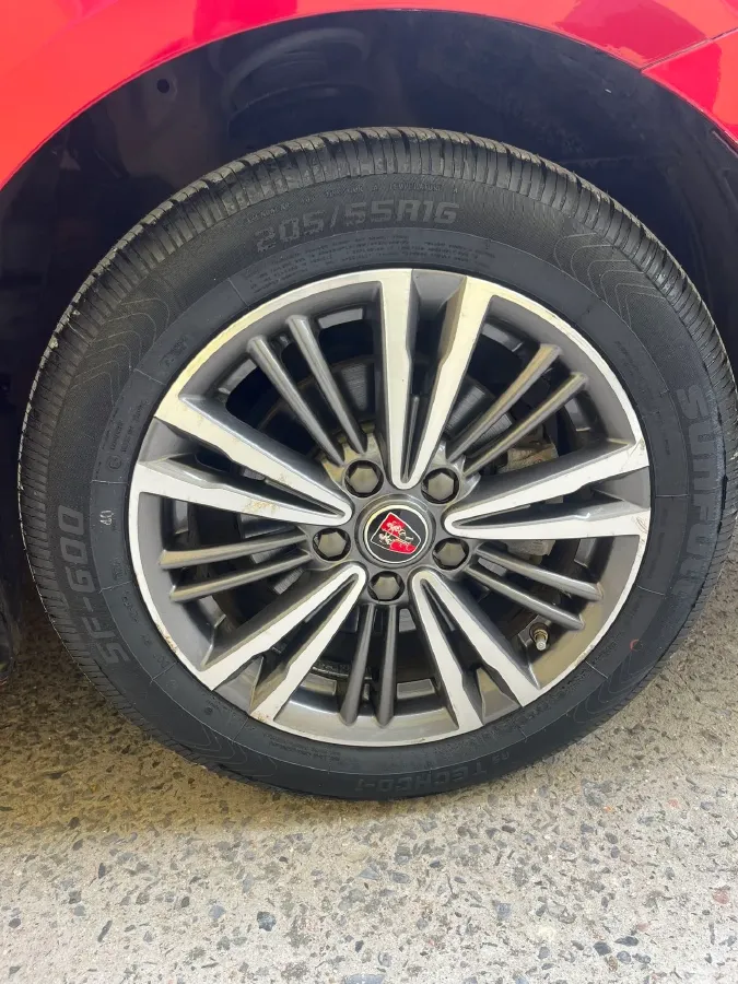 2019 Roewe i5 1.5L 120HP L4 CVT,autocango,china used car exporter,china ev exporter,chinese used car exporter,chinese used ev exporter