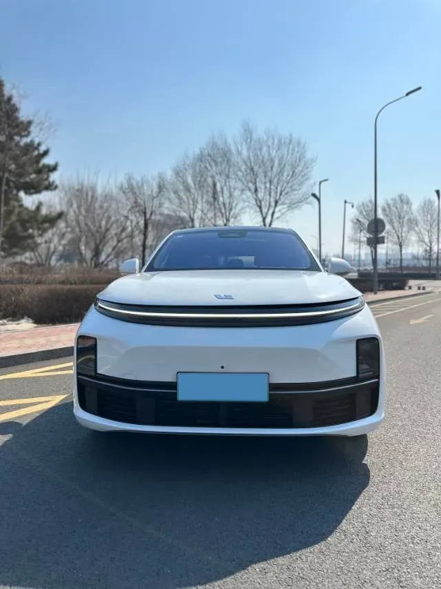 2023 Li L7 Range Extended 154HP REEV 40.9KWH,autocango,china used car exporter,china ev exporter,chinese used car exporter,chinese used ev exporter