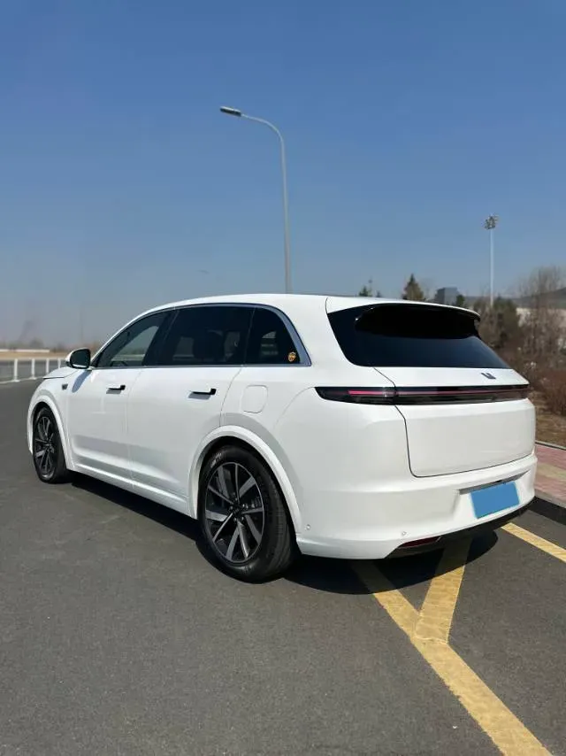 2023 Li L7 Range Extended 154HP REEV 40.9KWH,autocango,china used car exporter,china ev exporter,chinese used car exporter,chinese used ev exporter