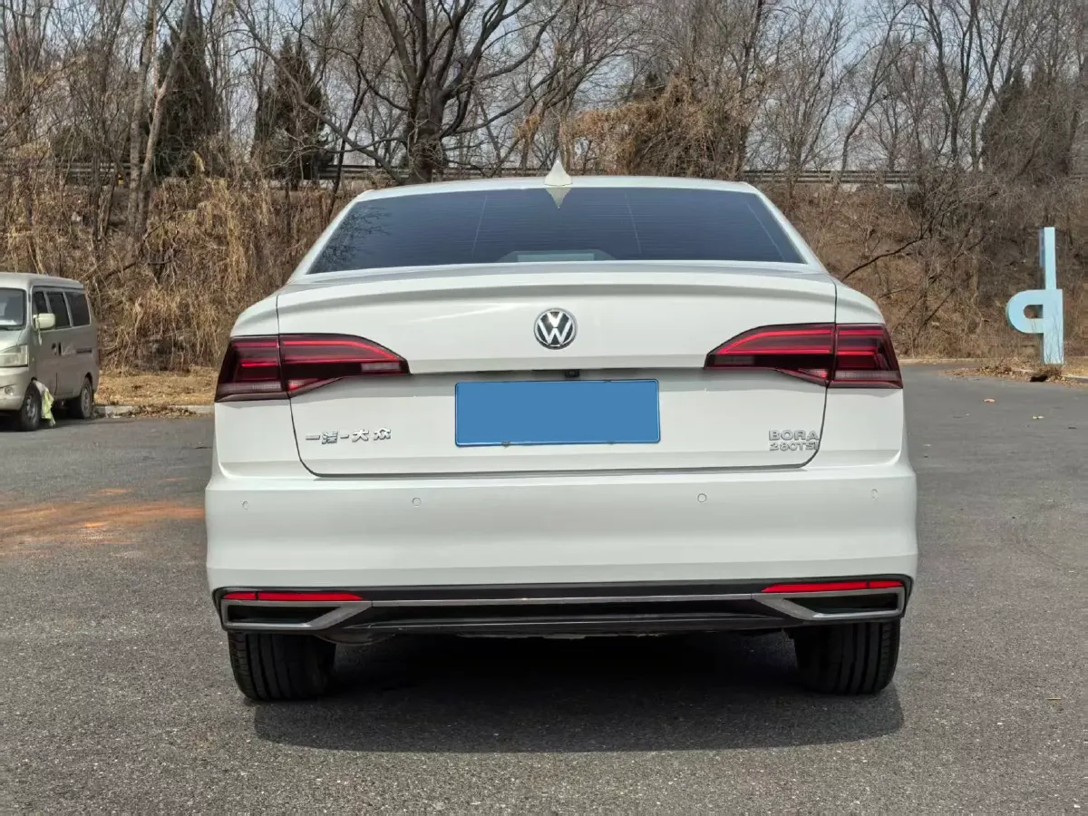 2019 HuangHai WeiLong 2.4T 218HP L4 6AT,autocango,china used car exporter,china ev exporter,chinese used car exporter,chinese used ev exporter