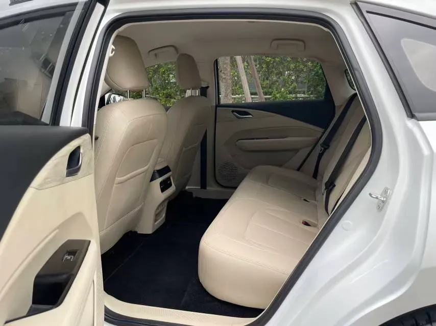 2023 WuLing XingGuang 1.5L 106HP L4 E-CVT PHEV 9.5KWH,autocango,china used car exporter,china ev exporter,chinese used car exporter,chinese used ev exporter