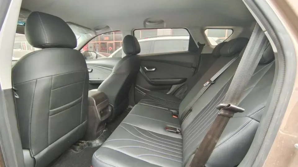 2020 Jetour X70M 1.5T 156HP L4 6MT,autocango,china used car exporter,china ev exporter,chinese used car exporter,chinese used ev exporter