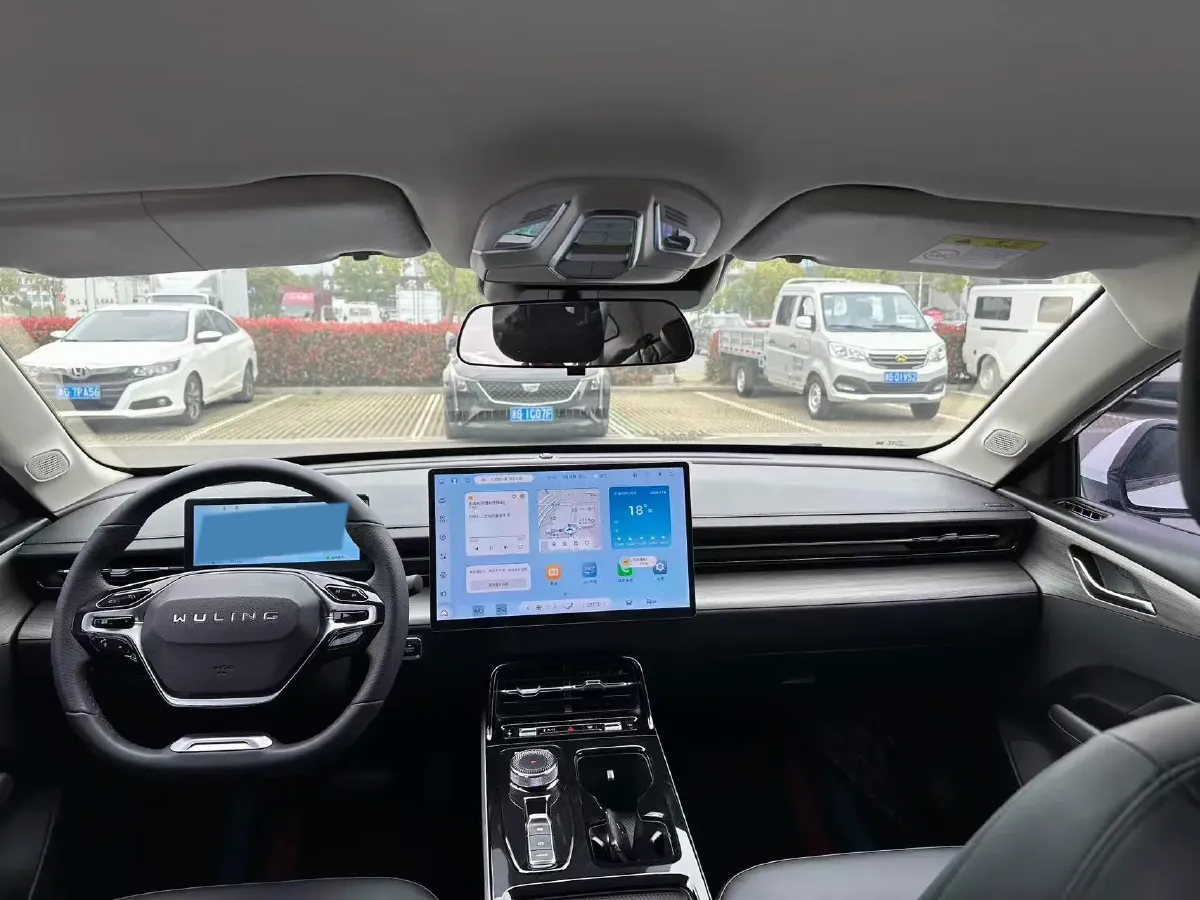 2024 WuLing XingGuang BEV 54.5KWH,autocango,china used car exporter,china ev exporter,chinese used car exporter,chinese used ev exporter