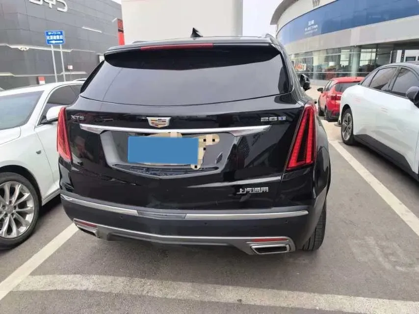 2024 Cadillac XT5 2.0T 237HP L4 9AT,autocango,china used car exporter,china ev exporter,chinese used car exporter,chinese used ev exporter