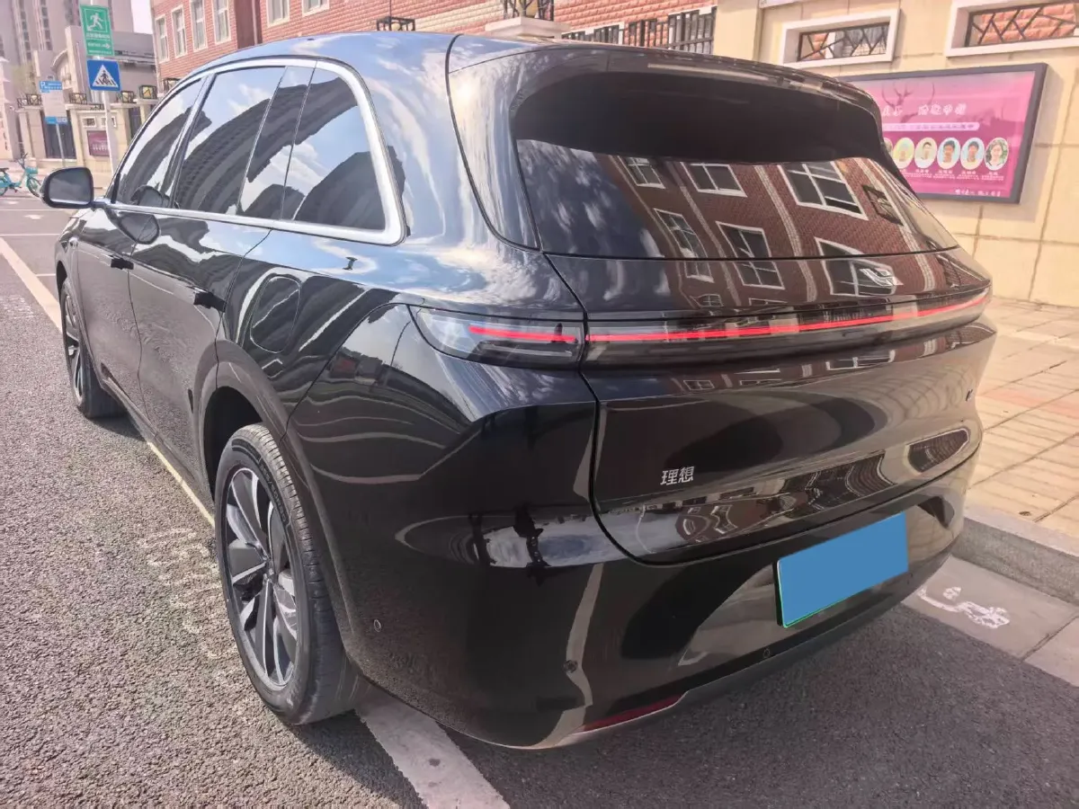 2025 Li L6 Range Extended 154HP L4 REEV,autocango,china used car exporter,china ev exporter,chinese used car exporter,chinese used ev exporter