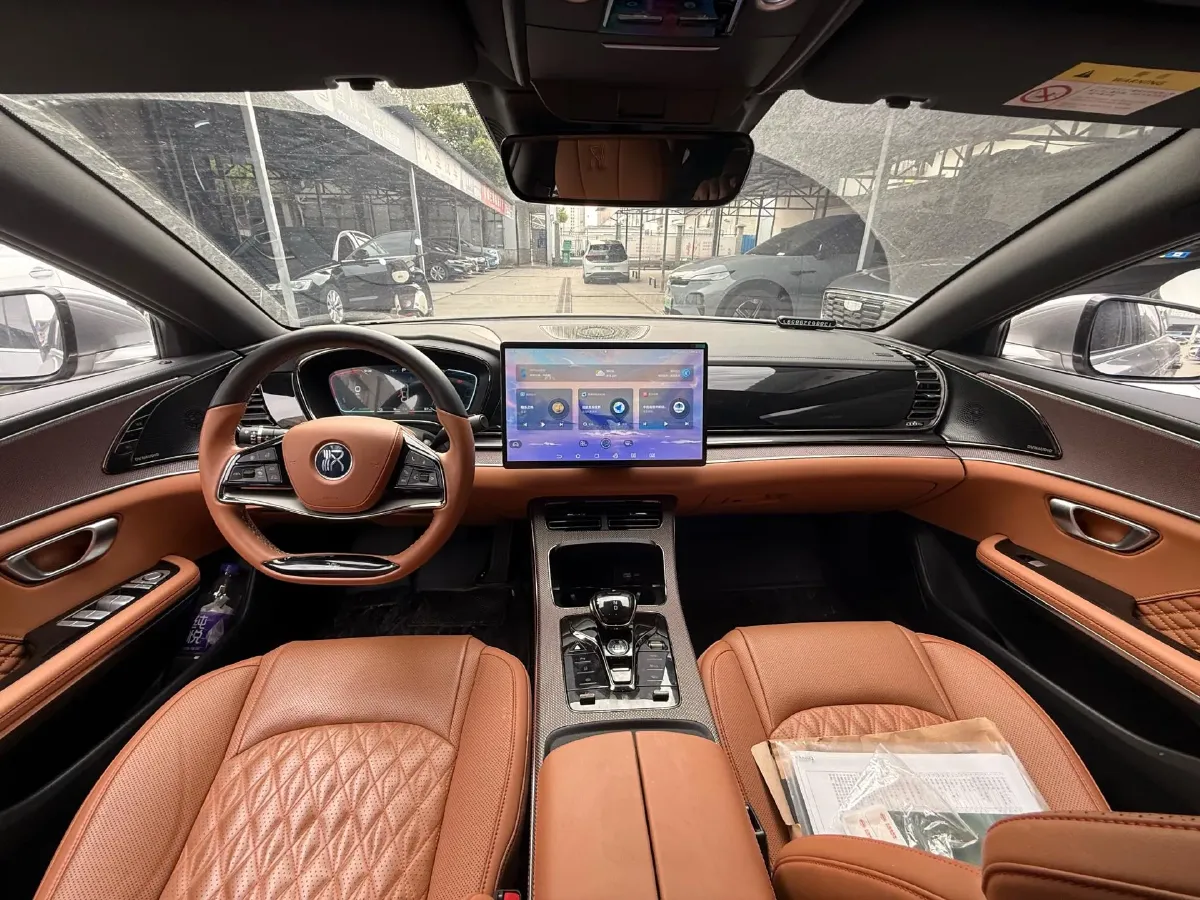 2023 BYD Han 1.5T 139HP L4 E-CVT PHEV 18.316KWH,autocango,china used car exporter,china ev exporter,chinese used car exporter,chinese used ev exporter