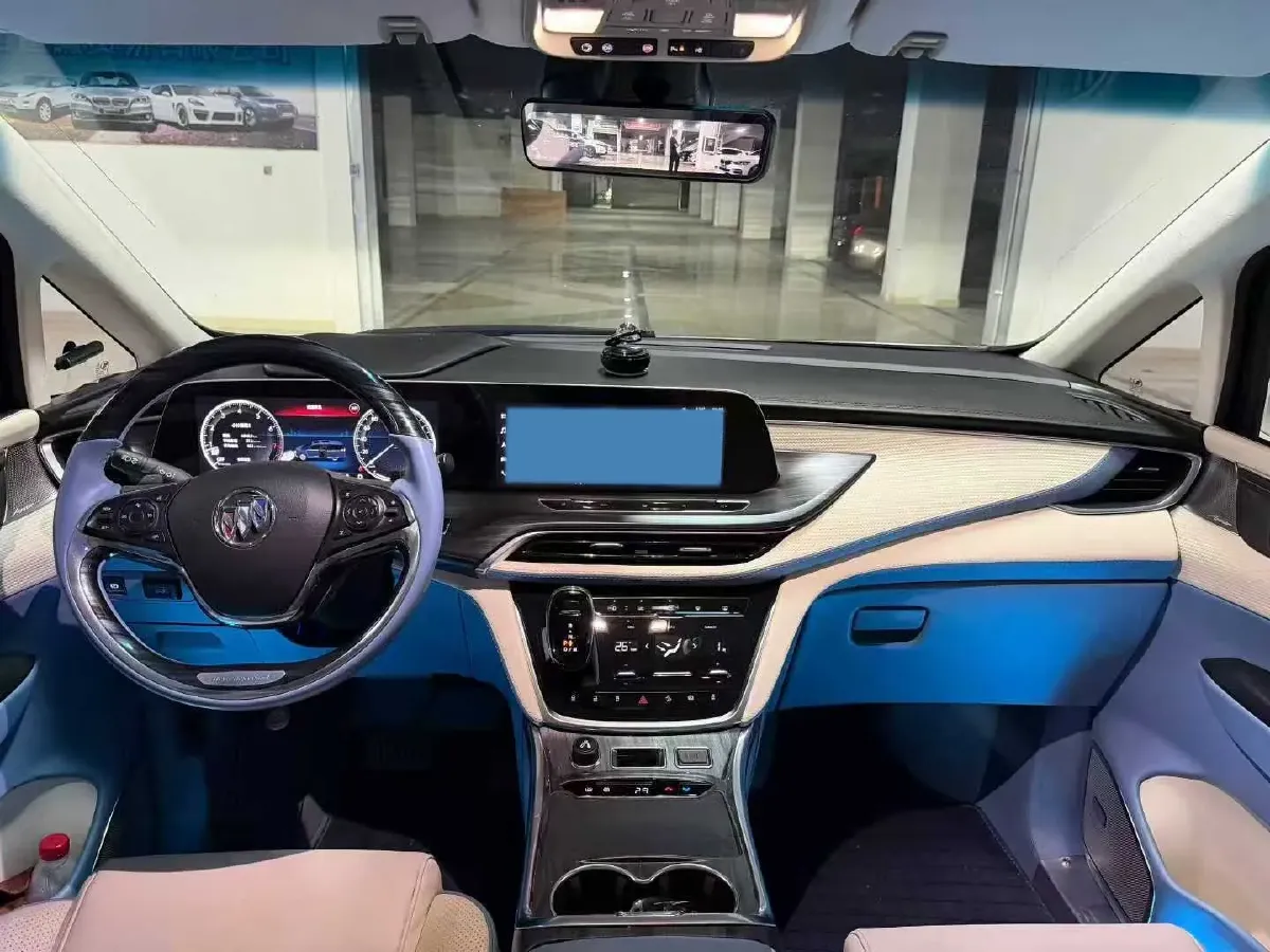 2022 Buick GL8 2.0T 237HP L4 9AT,autocango,china used car exporter,china ev exporter,chinese used car exporter,chinese used ev exporter