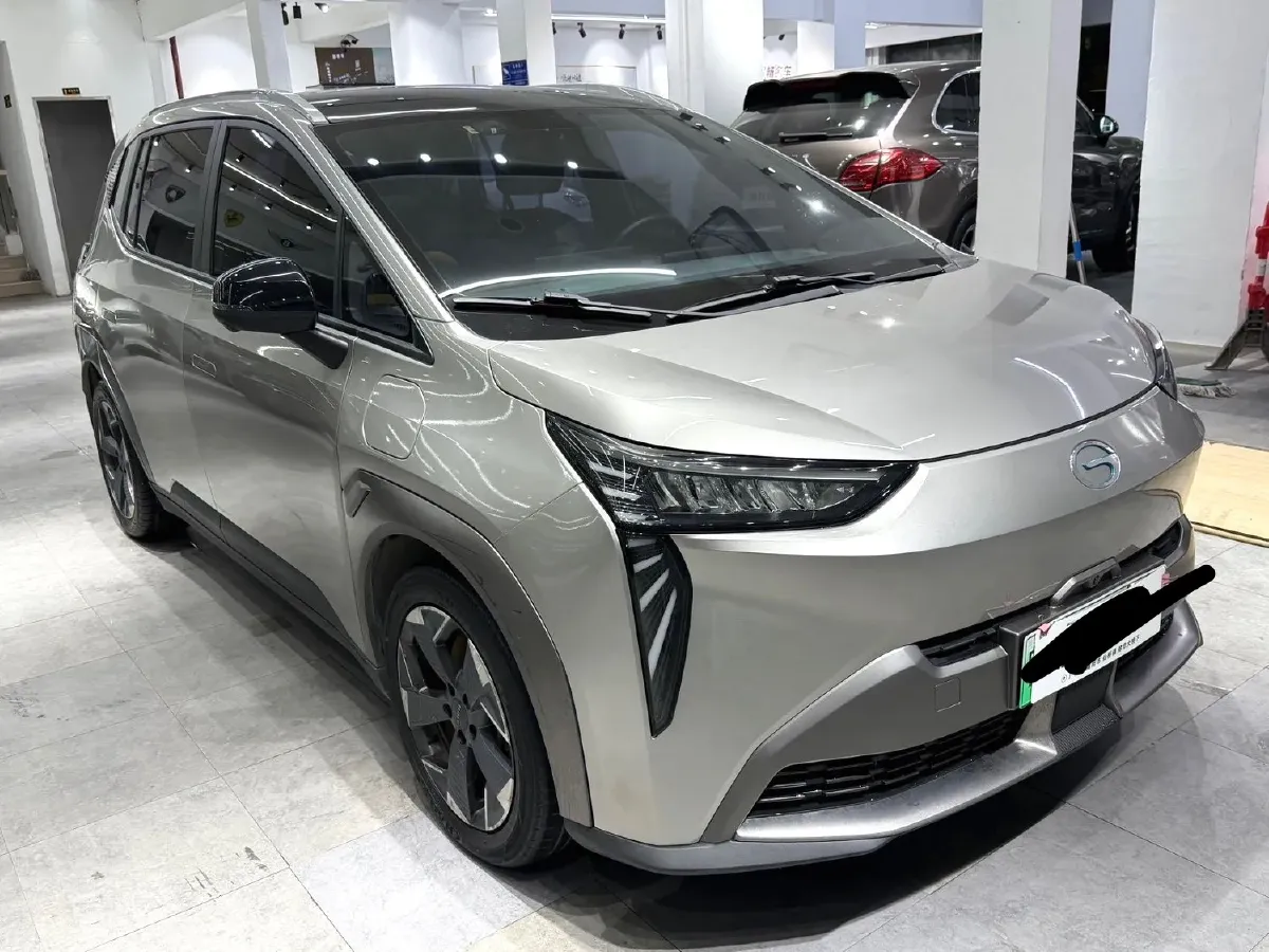 2022 Geely Okavango 1.8T 184HP L4 7DCT,autocango,china used car exporter,china ev exporter,chinese used car exporter,chinese used ev exporter