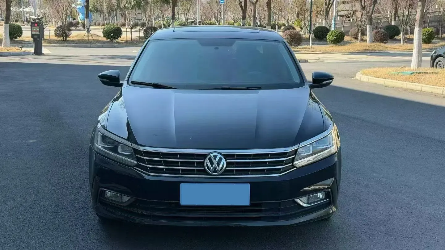 2015 Volkswagen Passat 1.8T 160HP L4 6AT,autocango,china used car exporter,china ev exporter,chinese used car exporter,chinese used ev exporter