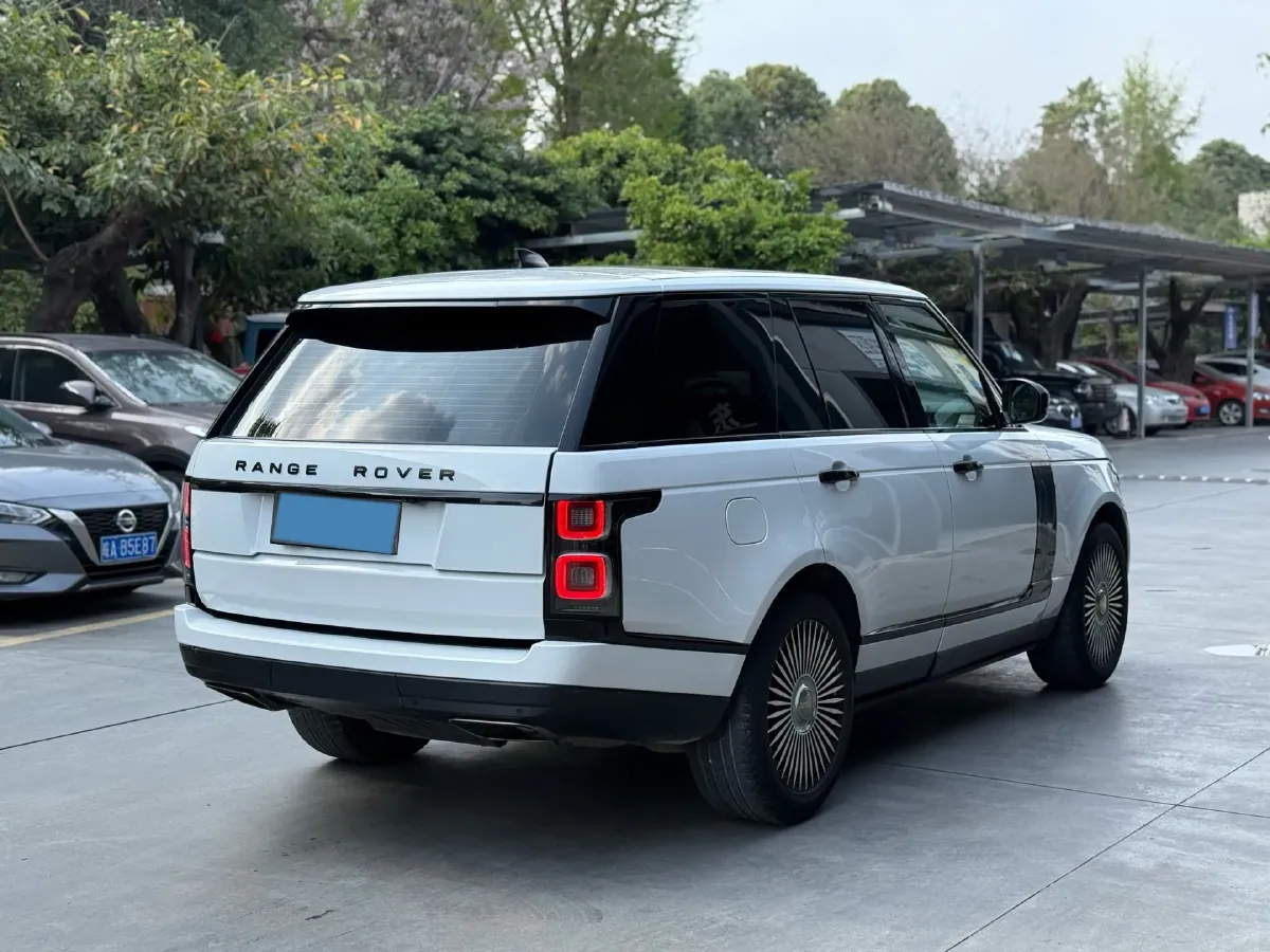 2019 BMW X7 3.0T 340HP L6 8AT,autocango,china used car exporter,china ev exporter,chinese used car exporter,chinese used ev exporter