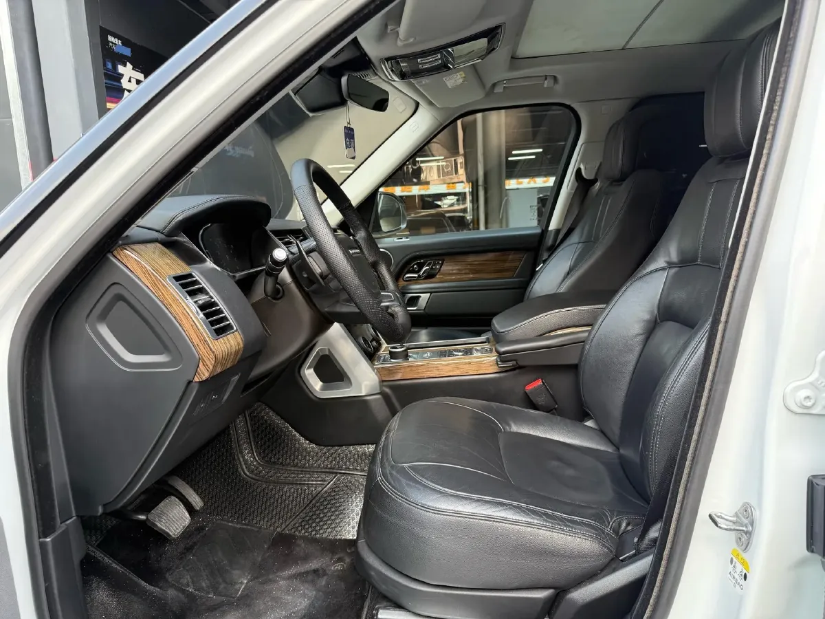 2019 BMW X7 3.0T 340HP L6 8AT,autocango,china used car exporter,china ev exporter,chinese used car exporter,chinese used ev exporter