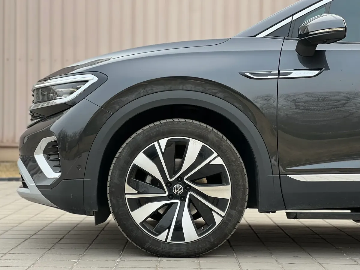 2024 Volkswagen Talagon 2.0T 220HP L4 7DCT,autocango,china used car exporter,china ev exporter,chinese used car exporter,chinese used ev exporter