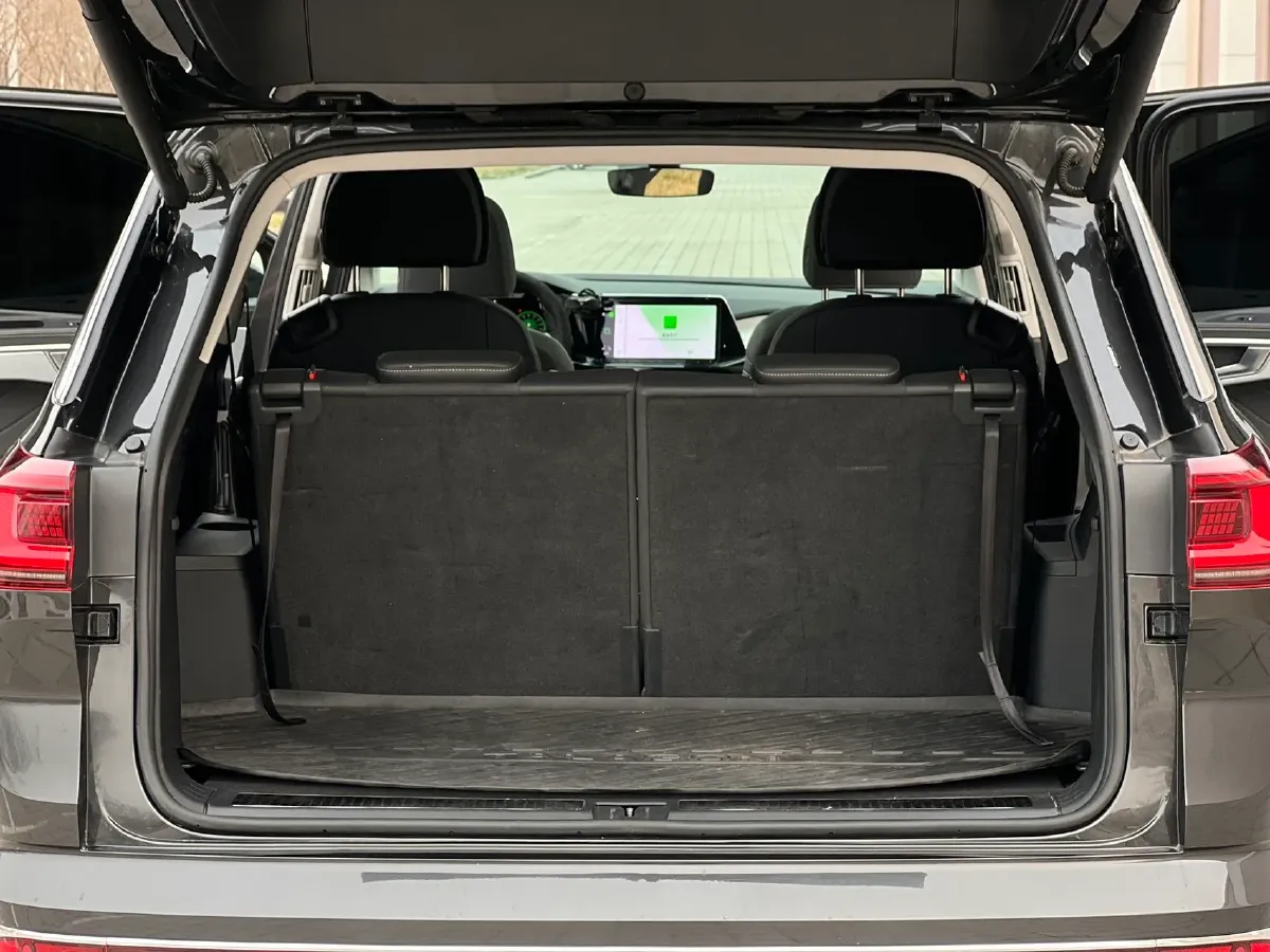 2024 Volkswagen Talagon 2.0T 220HP L4 7DCT,autocango,china used car exporter,china ev exporter,chinese used car exporter,chinese used ev exporter