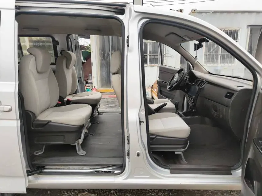 2016 WuLing RongGuang V 1.5L 112HP L4 5MT,autocango,china used car exporter,china ev exporter,chinese used car exporter,chinese used ev exporter