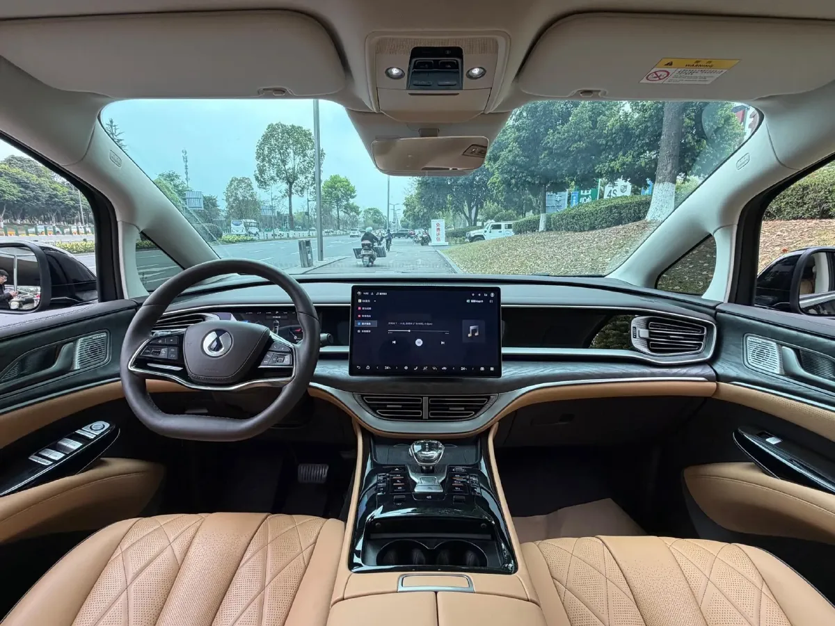 2024 Denza D9 1.5T 139HP L4 E-CVT PHEV 40KWH,autocango,china used car exporter,china ev exporter,chinese used car exporter,chinese used ev exporter